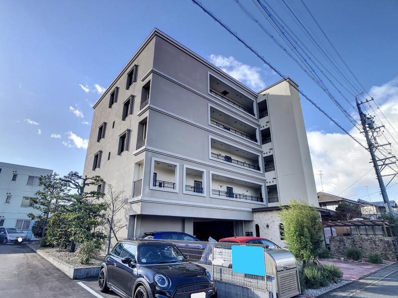 クリスタルランド