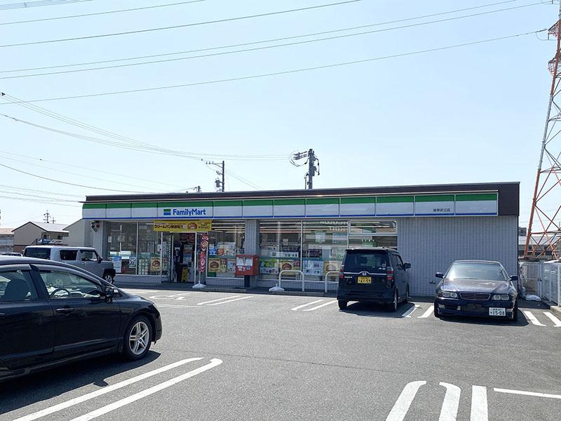 ファミリーマート　岐阜折立店